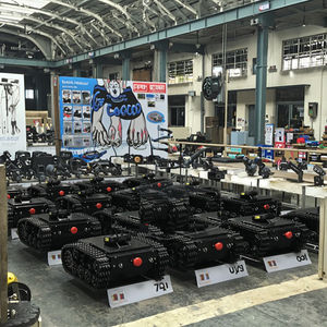 Châssis tout terrain Chenille en caoutchouc Charge assemblée 50kg 100kg Réservoir moteur Châssis Réservoir robot Châssis à chaîne Plate-forme du train d'atterrissage - Product Image 4