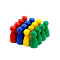 Vente chaude Nature Planche De Bois Ludo Jeu Populaire Table D'intérieur Jeu D'échecs avec Horloges et Pièces Chinoises