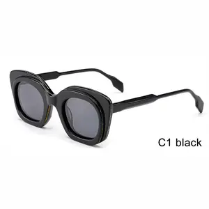 نظارات شمسية مستقطبة 2024 عالية الجودة كلاسيكية للسيدات باللون الأسود ومسبقة التصميم بشكل عين القطة المربعة من اسيتات