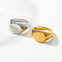 YF2995 Personalisierter gravierter minimalistischer glatter ovaler Siegelring aus 18k Gold Edelstahl, wasserdicht, anlaufbeständiger Schmuck
