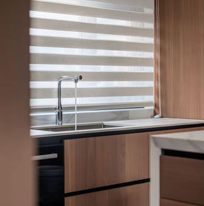 Meuble de cuisine moderne sur mesure avec îlot, accessoires de charnières de luxe en bois massif pour projet de villa - Product Image 4