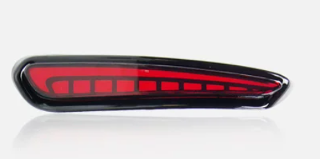 Fangs rear bar lamp-red