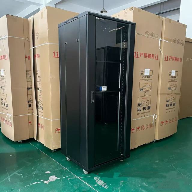 Network Metal Shell, Network Cabinet, Indoor Server Rack Frame, Floor Standing 42u Telecom Cabinet