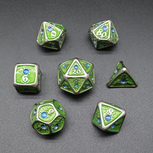 En stock, jeu de dés en métal spécial exclusif DND Gamers avec un beau point de couleur - Product Image 4