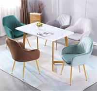 Fauteuil moderne rembourré à pieds métalliques réglables et tuftés Fauteuil de maquillage en velours pour restaurant, cuisine, salle à manger Chaise d'appoint avec accoudoir