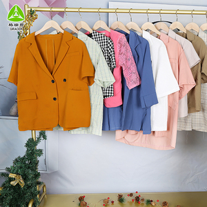 Jaquetas Femininas Casuais de Verão de Alta Qualidade Gracer Fashion China, Usadas, em Poliéster/Algodão, 85% Limpo, Embalagem em Fardos - Product Image 3