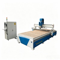 Routeur CNC ATC 2060 avec changeur d'outils automatique, commande Syntec, roulement et boîte de vitesses pour la découpe de panneaux composites en aluminium ACP ACM
