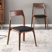 Chaise de salle à manger de luxe en bois massif de haute qualité au design moderne avec dossier en cuir pour la maison ou le restaurant