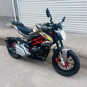 Motocicleta <span class=keywords><strong>Ducati</strong></span> Dkd Usada, Modelo Streetbike, de Gasolina, con Inyección Electrónica de Combustible y Motor Refrigerado por Agua - Product Image 2
