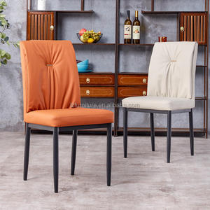 Sillas de Comedor Modernas de Lujo en Cuero Sintético Ecológico, Asientos Cómodos, Fáciles de Limpiar, Patas de Metal, Respaldo Plegado, Color Personalizado - Product Image 4