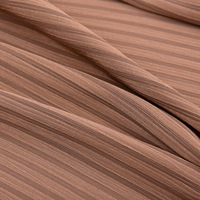 Tissu satiné à rayures verticales de haute qualité personnalisé, motif sur mesure, composition satinée, textile à rayures pour vêtements, robe en polyester
