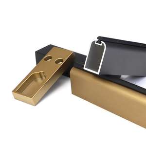 Barra de Armario Silenciosa Antideslizante de Aleación de Aluminio Negra GQK GX08542 para Almacenamiento en Armarios y Secado en Baños - Product Image 2