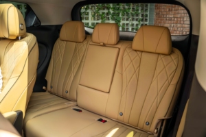 BYD Denza D9 พวงมาลัยขวา รถยนต์ไฟฟ้าล้วน รุ่นใหญ่พิเศษ พื้นที่เก็บสัมภาระขนาดใหญ่ ไม่ต้องทำให้เสียสละ รถอเนกประสงค์พลังงานใหม่ - Product Image 6