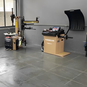 <span class=keywords><strong>Desmontadora</strong></span> <span class=keywords><strong>de</strong></span> Neumáticos THINKCAR TTC 511 Tipo <span class=keywords><strong>Brazo</strong></span> Oscilante <span class=keywords><strong>con</strong></span> Dos Brazos Auxiliares, Herramientas <span class=keywords><strong>de</strong></span> Desmontaje <span class=keywords><strong>de</strong></span> Neumáticos <span class=keywords><strong>de</strong></span> Alta Calidad - Product Image 6