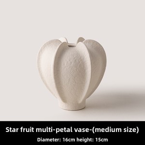 Vase en céramique blanche Qianrui, style vintage, fait main, style européen, arrangement de fleurs artificielles, pots à fleurs irréguliers pour le salon - Product Image 6