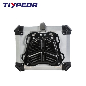 TIYPEOR Boîte à casque de moto en aluminium CNC 45L Coffre supérieur Boîte de rangement pour bagages pour <span class=keywords><strong>BMW</strong></span> R1200gs Adventure <span class=keywords><strong>1200</strong></span> <span class=keywords><strong>Gs</strong></span> R1250GS ADV - Product Image 4