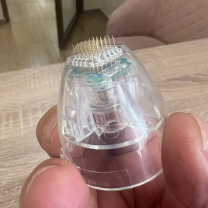 เครื่อง <span class=keywords><strong>Vivace</strong></span> Fractional Micro Needle สำหรับ Rf <span class=keywords><strong>Vivace</strong></span> Rf Fractional Rf Microneedle Machine คลื่นความถี่วิทยุสำหรับการทำไมโครนีดเดิล - Product Image 2