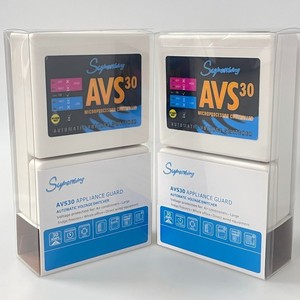 Interruptor Automático de Voltaje Supertek AVS30 30A Monofásico con Pantalla LED para Aires Acondicionados y Electrodomésticos Grandes - Product Image 1