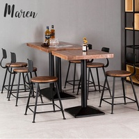 Ensemble de table à manger de style nordique industriel en bois de chêne pour 4 personnes avec structure en fer, écologique et durable