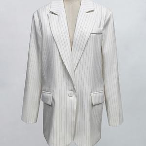 Costume sur mesure OEM/ODM, nouvelle collection printemps, veste de costume pour femme, style britannique, couleur unie, revers à rayures fines - Product Image 2