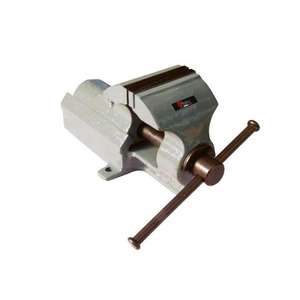 Torno de Banco Ttake con Apertura Máxima de 130 mm, Mordazas Lisas, Grado Industrial, Base Fija para Metalurgia - Product Image 1