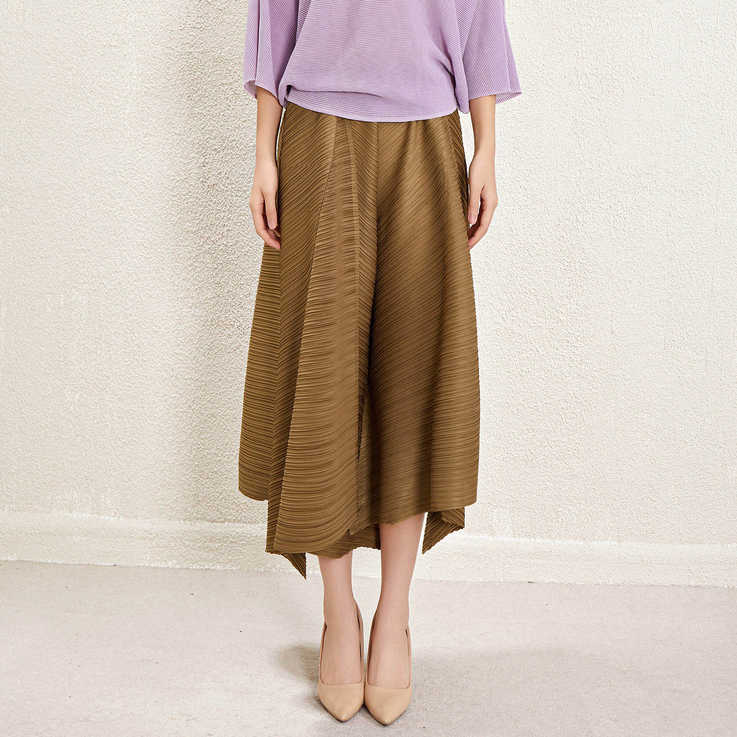 สีน้ำตาล