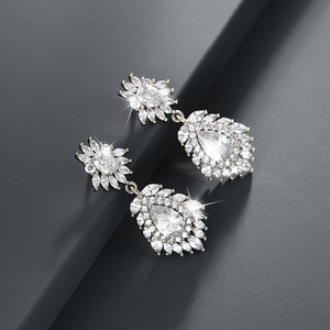 Boucles d'oreilles rondes en rubis lumineux, rubis à face argentée, style féminin - Product Image 3