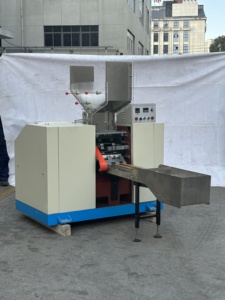 Machine de fabrication de paille optimale Production automatique nouvelle et efficace avec une capacité de 200 pièces/<span class=keywords><strong>1min</strong></span> de pliage de paille 200 pièces/<span class=keywords><strong>1min</strong></span> - Product Image 5
