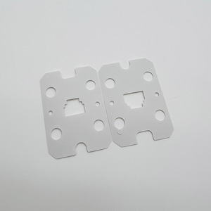 Plaque d'isolation en PP 20x18mm à montage en surface, résistante aux hautes températures pour applications électriques - Product Image 4