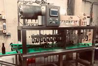 Vente directe d'usine de machines intégrées de remplissage et de bouchage de bouteilles de bière à sept têtes haute performance