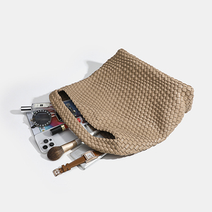 Bolso de Hombro de PU Tejido a Mano para Mujer, con Patrón a Rayas, Cierre, Modelos de <span class=keywords><strong>Moda</strong></span> Otoño Invierno 2025, Estilos Explosivos para Damas - Product Image 6