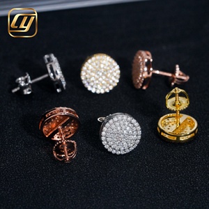 Boucles d'oreilles clous de luxe en moissanite plaqué or 18 carats, taille brillant rond, micro-pavé, forme boule, bijoux unisexe pour usage quotidien - Product Image 3