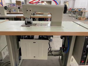 Máquina <span class=keywords><strong>de</strong></span> <span class=keywords><strong>Coser</strong></span> Industrial por Ultrasonido para Materiales No Tejidos - Product Image 2