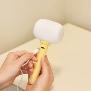 <span class=keywords><strong>Lampada</strong></span> da notte a luce notturna a 7 colori con funzione USB per bambini e scuole Mini dimensioni realizzate in Silicone - Product Image 4