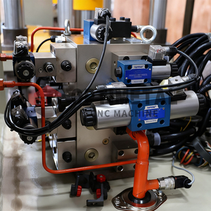 Pressa Idraulica Professionale OTM Y32-100T da 100 Tonnellate a Quattro Colonne con PLC, Pompa e Motore - Multifunzione 380V/220V - Product Image 5