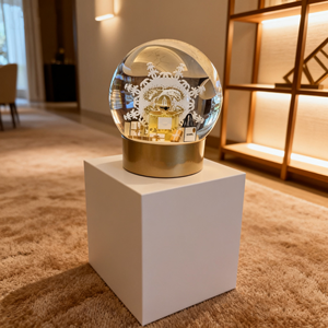 <span class=keywords><strong>Globe</strong></span> à neige personnalisé de luxe, cadeau d'entreprise, artisanat en verre et résine, <span class=keywords><strong>mini</strong></span> <span class=keywords><strong>globe</strong></span> à eau en verre avec rouge à lèvres, souvenir pour cadeau d'affaires - Product Image 4