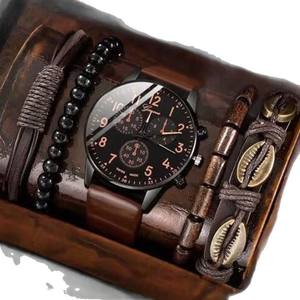 นาฬิกาควอทซ์ลำลองสำหรับผู้ชายและชุดกำไลข้อมือ ดีไซน์<span class=keywords><strong>ส</strong></span>ามหน้าปัด <span class=keywords><strong>ส</strong></span>ายหนัง นาฬิกาแฟชั่น<span class=keywords><strong>ส</strong></span>ไตล์ลำลองสำหรับผู้ชาย - Product Image 5