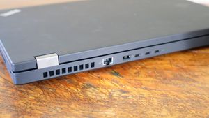 Station de travail mobile ThinkPad P15 Gen 2 (15 pouces) avec flexibilité de configuration maximale - Product Image 5