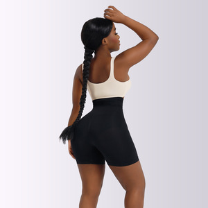 Shorty Gainant Invisible "Under Lulu" Taille Haute à Logo Personnalisé avec Motif 3D, Contrôle Abdominal, Respirant et Rehausseur de Fessiers - Product Image 3