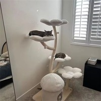 Menara Pohon Kucing Kayu Modern Mewah Bermotif Bunga Bahan Sisal Kemasan Karton Ramah Lingkungan 113cm 13.9kg Untuk Dalam & Luar Ruangan