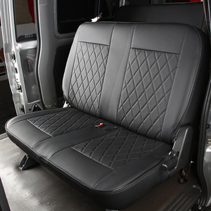 Funda de Asiento de Coche Personalizada de <span class=keywords><strong>7</strong></span> <span class=keywords><strong>Plazas</strong></span> con Cuero de PVC PU Resistente al Desgaste y Antiincrustante para Civic Vezel, Furgonetas y Camiones - Todas las Estaciones - Product Image 4