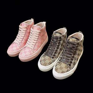 Vente en gros directe usine : Baskets de créateur à lacets pour hommes, baskets décontractées en toile pour femmes, chaussures de marche montantes de créateur - Product Image 1