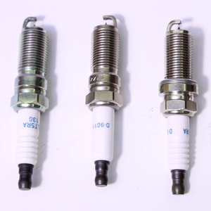 Bujías Originales de Iridio Genuinas 12290-r1a-h01 Silzkr7c11s para Honda <span class=keywords><strong>CRV</strong></span> - Product Image 1
