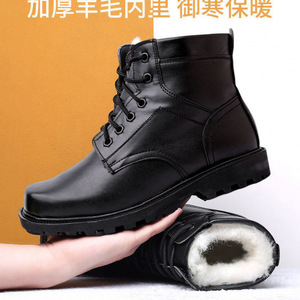 Botas de nieve para hombre, de cuero, impermeables, cálidas, antideslizantes, de tacón bajo, para invierno y exteriores - Product Image 4