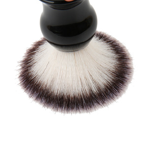 Brocha de afeitar Playboy con mango negro y cerdas sintéticas para limpieza facial y cuidado de la barba para hombres - Product Image 4