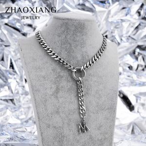 Colliers cubains personnalisés avec pendentifs lettres polies pour femmes et hommes, bijoux en acier inoxydable personnalisés - Product Image 6