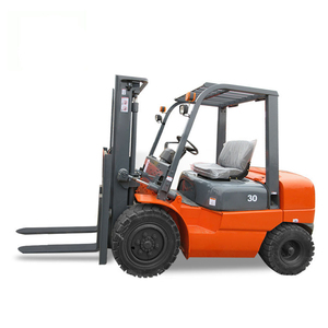 Carretilla Elevadora Diésel Fd30 de 3 Toneladas con Mástil Tríplex de 3m, 4m, 5m, 6m, Usada, 4x4, para Terrenos Difíciles, Marca Noelift, de Anhui, en Venta - Product Image 1