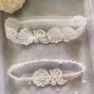 Nouvel ensemble de jarretelles de mariage pour mariée, orné de cristaux exquis, avec perles et broderies, couvre-cuisse - Product Image 4