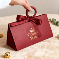 Boîte cadeau personnalisée de luxe en carton rigide écologique recyclable, boîte d'emballage triangulaire pliable de luxe faite à la main