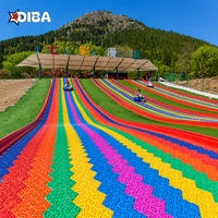 Équipement de terrain de jeu sur mesure, toboggan arc-en-ciel extérieur pour aire de jeux intérieure, centre de jeux pour enfants